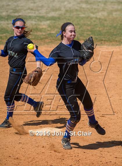 Thumbnail 3 in Wilson Central vs. Buckhorn (Bob Jones Invitational) photogallery.