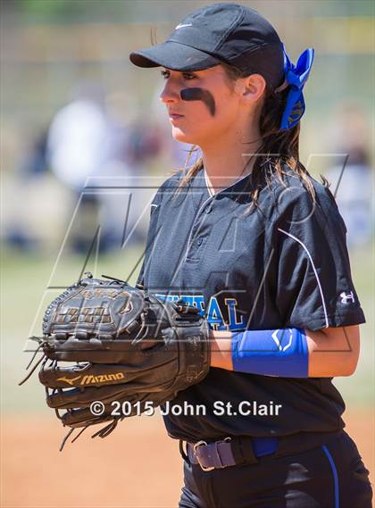Thumbnail 2 in Wilson Central vs. Buckhorn (Bob Jones Invitational) photogallery.