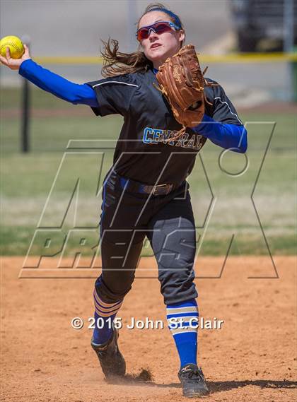 Thumbnail 3 in Wilson Central vs. Buckhorn (Bob Jones Invitational) photogallery.