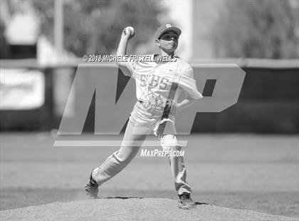 Thumbnail 1 in Fallbrook vs Sweetwater (San Diego Lion's Tournament) photogallery.