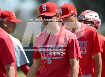 Thumbnail 1 in Fallbrook vs Sweetwater (San Diego Lion's Tournament) photogallery.