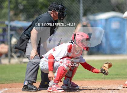 Thumbnail 3 in Fallbrook vs Sweetwater (San Diego Lion's Tournament) photogallery.