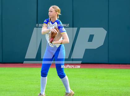 Thumbnail 1 in Brookeland vs. Jonesboro (UIL Softball 1A Final) photogallery.