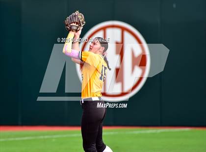 Thumbnail 2 in Brookeland vs. Jonesboro (UIL Softball 1A Final) photogallery.