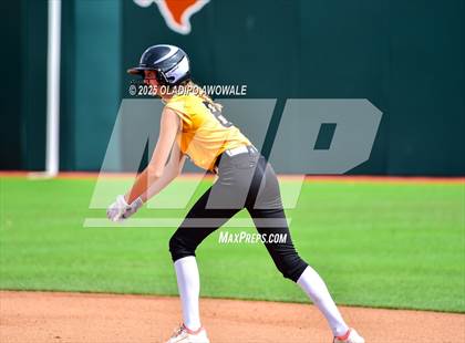 Thumbnail 3 in Brookeland vs. Jonesboro (UIL Softball 1A Final) photogallery.