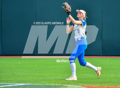 Thumbnail 1 in Brookeland vs. Jonesboro (UIL Softball 1A Final) photogallery.