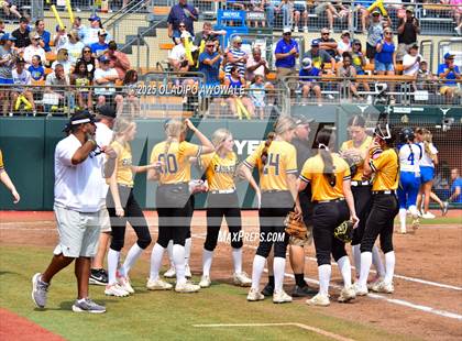 Thumbnail 3 in Brookeland vs. Jonesboro (UIL Softball 1A Final) photogallery.