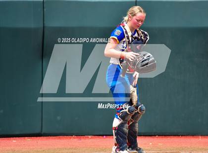 Thumbnail 2 in Brookeland vs. Jonesboro (UIL Softball 1A Final) photogallery.
