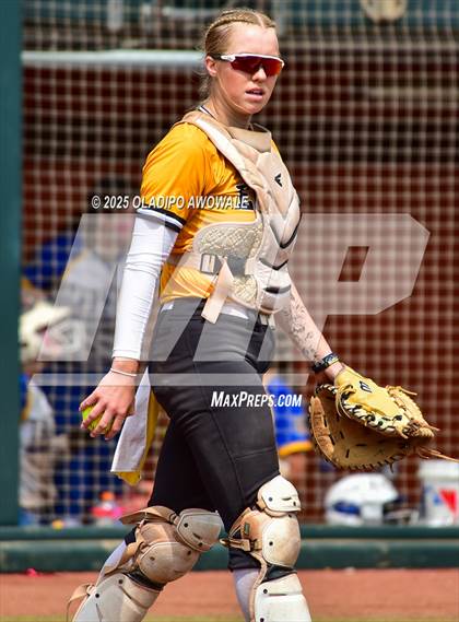 Thumbnail 2 in Brookeland vs. Jonesboro (UIL Softball 1A Final) photogallery.