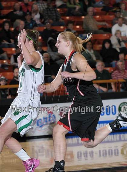 Thumbnail 3 in St. Mary's vs. Bella Vista (CIF SJS D2 Semifinals) photogallery.