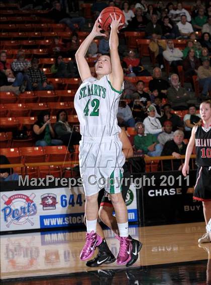 Thumbnail 3 in St. Mary's vs. Bella Vista (CIF SJS D2 Semifinals) photogallery.