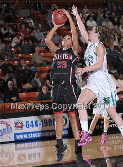 Thumbnail 1 in St. Mary's vs. Bella Vista (CIF SJS D2 Semifinals) photogallery.