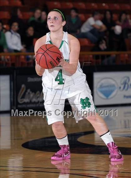 Thumbnail 3 in St. Mary's vs. Bella Vista (CIF SJS D2 Semifinals) photogallery.