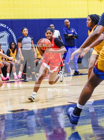 Thumbnail 1 in Nazareth vs Murry Bergtraum (City Is Mine Classic) photogallery.