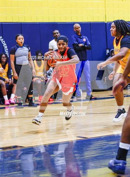 Thumbnail 3 in Nazareth vs Murry Bergtraum (City Is Mine Classic) photogallery.