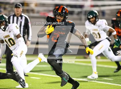 Thumbnail 2 in Lancaster @ Longview (UIL Football 5A Division I Region II Regional Playoff) photogallery.