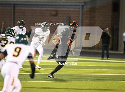 Thumbnail 2 in Lancaster @ Longview (UIL Football 5A Division I Region II Regional Playoff) photogallery.