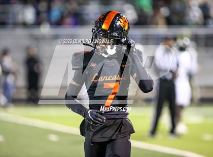 Thumbnail 1 in Lancaster @ Longview (UIL Football 5A Division I Region II Regional Playoff) photogallery.