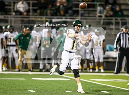 Thumbnail 2 in Lancaster @ Longview (UIL Football 5A Division I Region II Regional Playoff) photogallery.