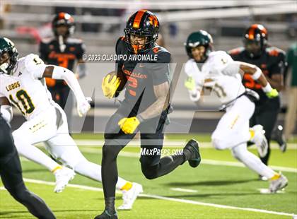 Thumbnail 1 in Lancaster @ Longview (UIL Football 5A Division I Region II Regional Playoff) photogallery.