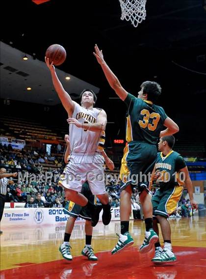 Thumbnail 2 in Sierra vs. Kingsburg (CIF CS D4 Final) photogallery.