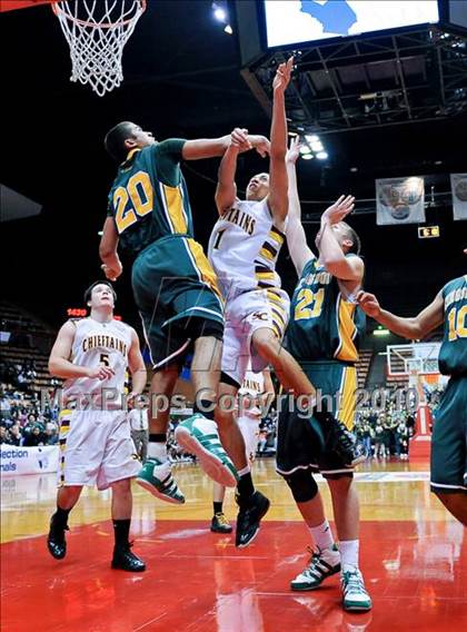 Thumbnail 3 in Sierra vs. Kingsburg (CIF CS D4 Final) photogallery.