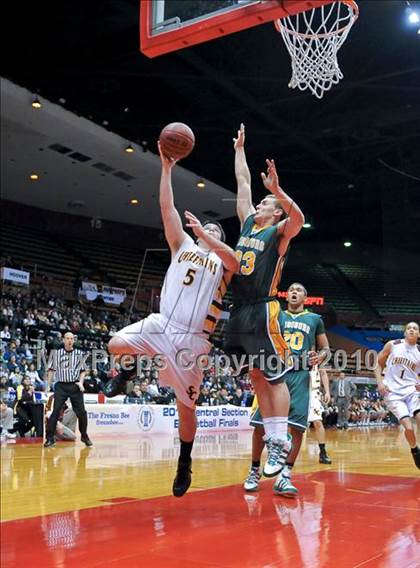 Thumbnail 3 in Sierra vs. Kingsburg (CIF CS D4 Final) photogallery.