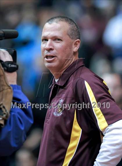 Thumbnail 3 in Sierra vs. Kingsburg (CIF CS D4 Final) photogallery.