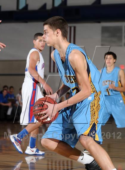 Thumbnail 2 in Center vs. Christian Brothers (Les Curry Invitational) photogallery.