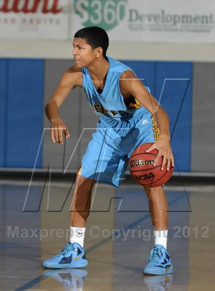 Thumbnail 3 in Center vs. Christian Brothers (Les Curry Invitational) photogallery.