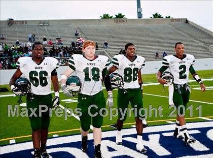 Thumbnail 3 in Mainland vs. West Point (Gridiron Challenge) photogallery.