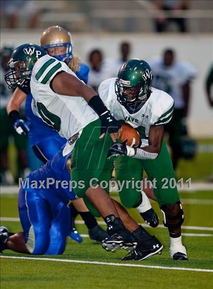 Thumbnail 1 in Mainland vs. West Point (Gridiron Challenge) photogallery.