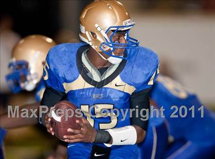 Thumbnail 3 in Mainland vs. West Point (Gridiron Challenge) photogallery.