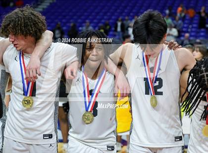 Thumbnail 1 in Plano East vs. Stony Point (UIL 6A Basketball Final Medal Ceremony) photogallery.
