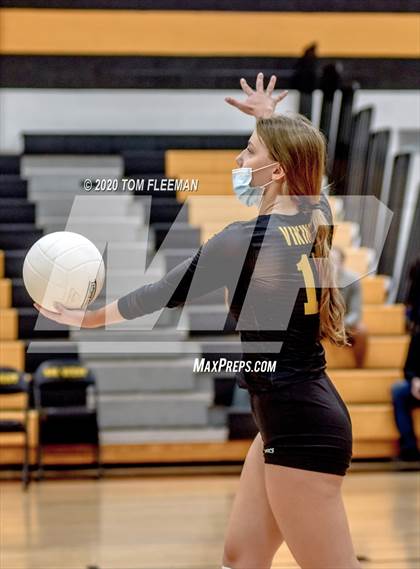 Thumbnail 2 in Gardner-Edgerton @ Shawnee Mission West photogallery.