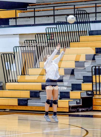 Thumbnail 2 in Gardner-Edgerton @ Shawnee Mission West photogallery.