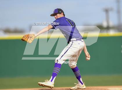 Thumbnail 2 in Steele vs Franklin (San Antonio Classic) photogallery.