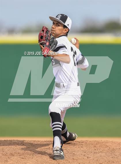 Thumbnail 3 in Steele vs Franklin (San Antonio Classic) photogallery.
