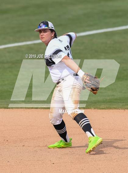 Thumbnail 3 in Steele vs Franklin (San Antonio Classic) photogallery.