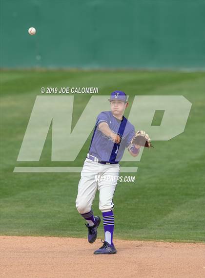 Thumbnail 3 in Steele vs Franklin (San Antonio Classic) photogallery.