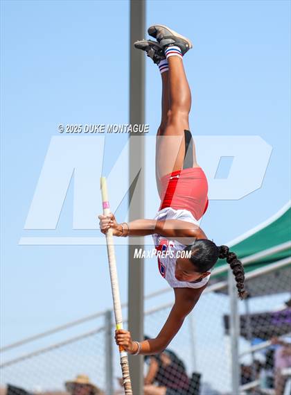 Thumbnail 2 in Puma Rise and Shine Invitational (Pole Vault) photogallery.