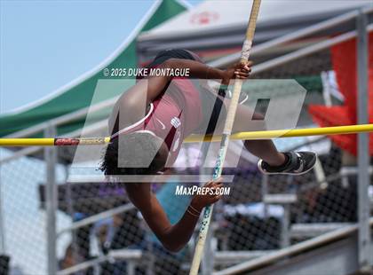 Thumbnail 1 in Puma Rise and Shine Invitational (Pole Vault) photogallery.