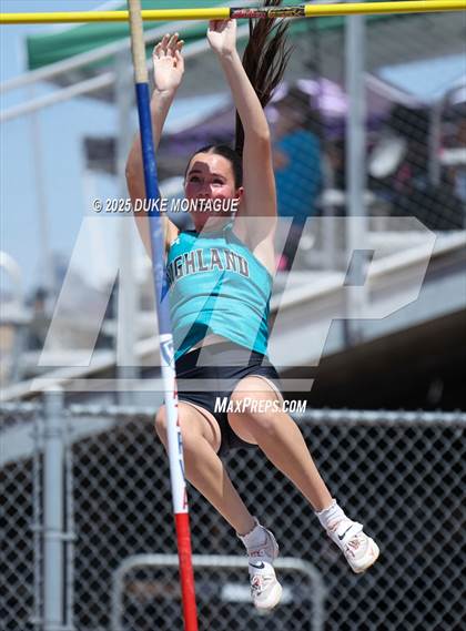 Thumbnail 1 in Puma Rise and Shine Invitational (Pole Vault) photogallery.