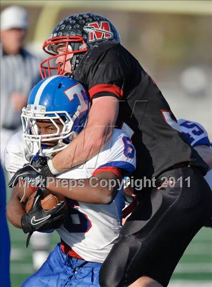Thumbnail 3 in Muskego vs. Tremper (WIAA Div.1 Playoffs Rd.2) photogallery.