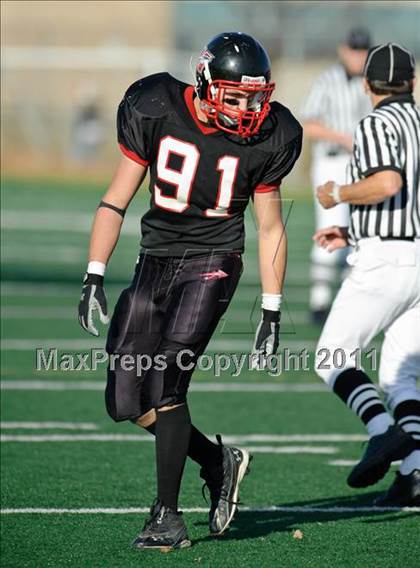 Thumbnail 1 in Muskego vs. Tremper (WIAA Div.1 Playoffs Rd.2) photogallery.