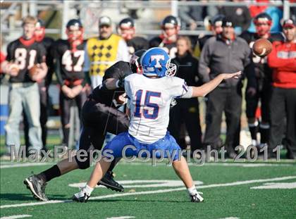 Thumbnail 2 in Muskego vs. Tremper (WIAA Div.1 Playoffs Rd.2) photogallery.