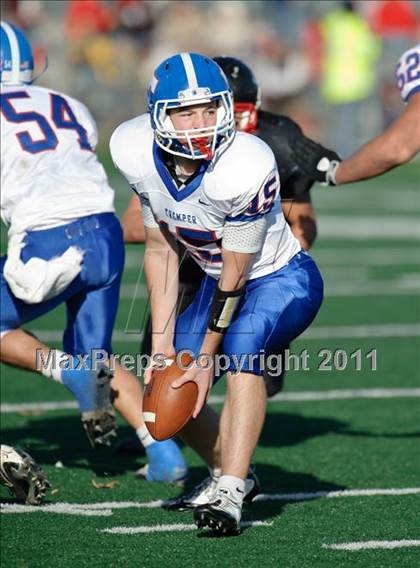Thumbnail 3 in Muskego vs. Tremper (WIAA Div.1 Playoffs Rd.2) photogallery.
