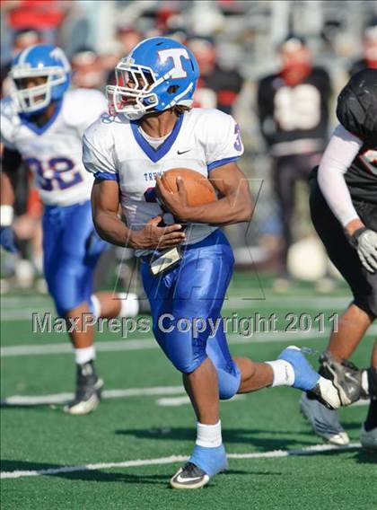 Thumbnail 2 in Muskego vs. Tremper (WIAA Div.1 Playoffs Rd.2) photogallery.