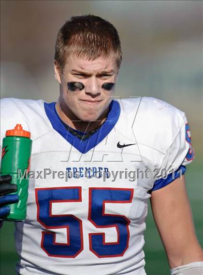 Thumbnail 2 in Muskego vs. Tremper (WIAA Div.1 Playoffs Rd.2) photogallery.