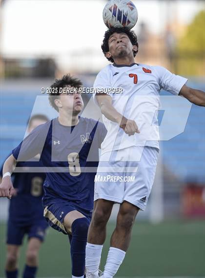 Thumbnail 2 in Greeley Central vs Mullen (CHSAA 4A Championship Final) photogallery.